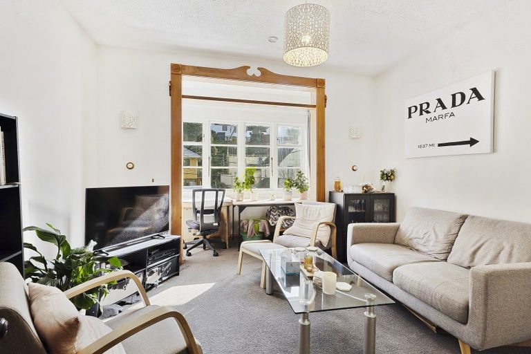 Photo of property in 233 Tinakori Road, Thorndon, Wellington, 6011