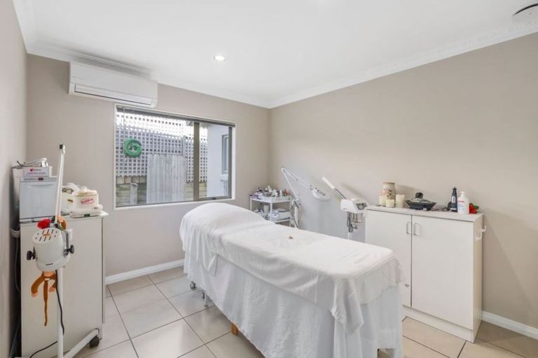 Photo of property in 25 Mahoney Drive, Albany, Auckland, 0632