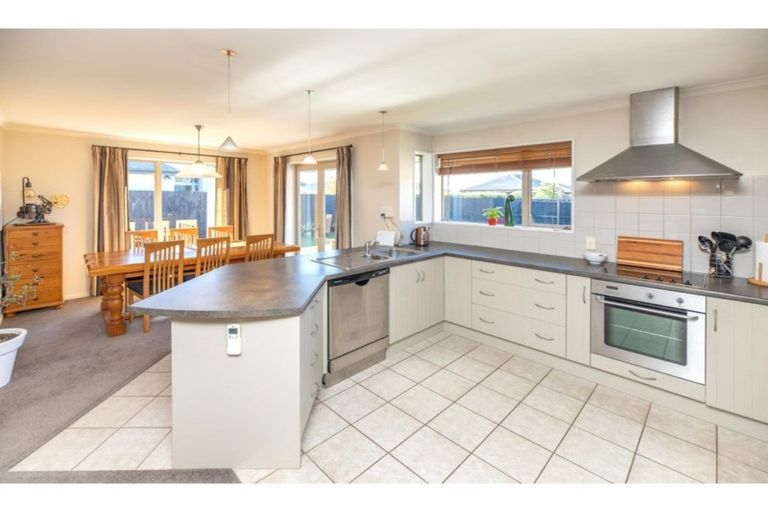 Photo of property in 13 Parkinson Place, Woodend, 7610