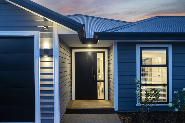 Photo of property in 219 Cavendish Road, Casebrook, Christchurch, 8051