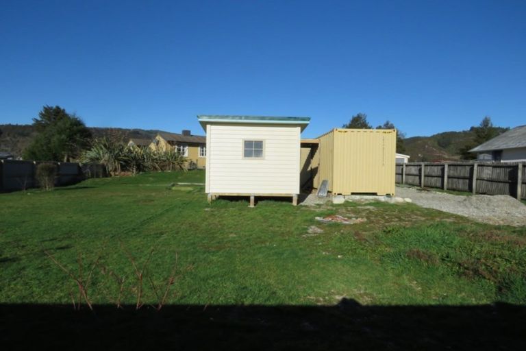 Photo of property in 23 Plaskett Street, Reefton, 7830