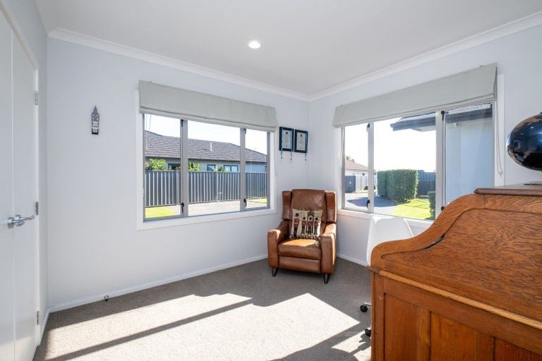 Photo of property in 79 Russell Robertson Drive, Havelock North, 4130