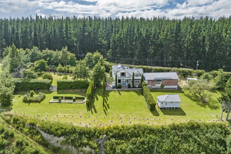 Photo of property in 301 Mount Grey Road, Loburn, Rangiora, 7472