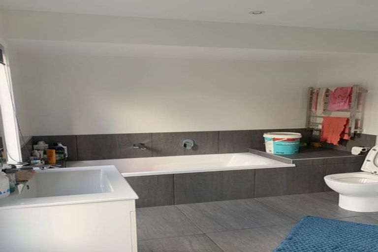 Photo of property in 12a Liquidambar Drive, Hobsonville, Auckland, 0616