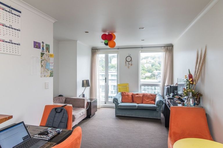 Photo of property in Terrace Heights Apartments, 13a/163 The Terrace, Wellington Central, Wellington, 6011