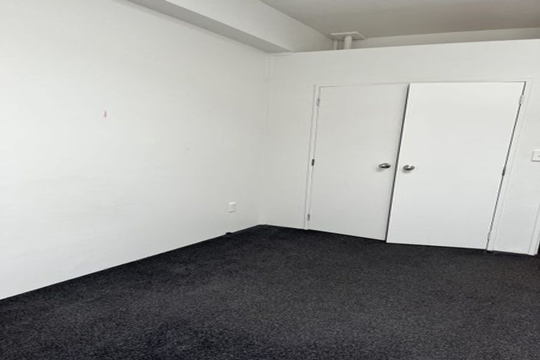 Photo of property in 8 Torrens Terrace, Mount Cook, Wellington, 6011