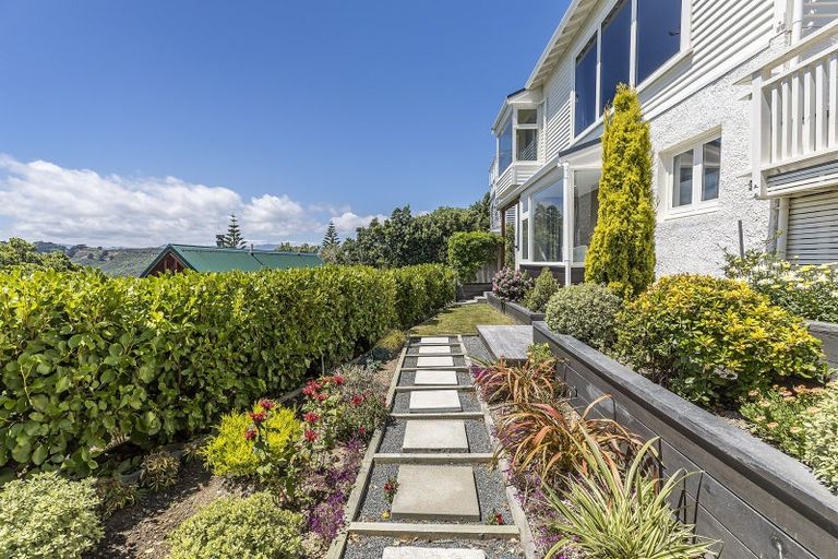 Photo of property in 139 Grafton Road, Roseneath, Wellington, 6011