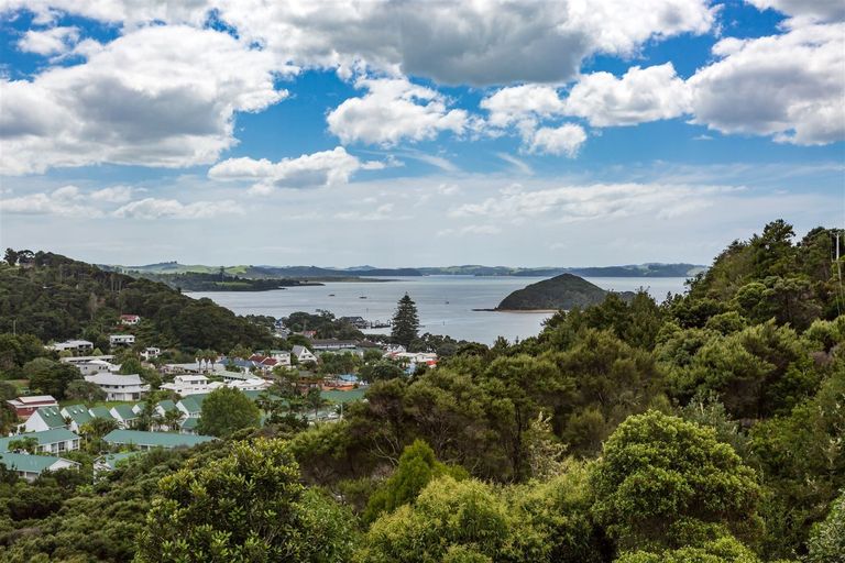 Photo of property in 8 Panorama Avenue, Paihia, 0200