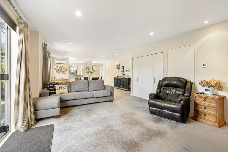 Photo of property in 2 Albion Lane, Hillmorton, Christchurch, 8024