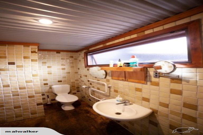 Photo of property in 53 Wainui Road, Raglan, 3225