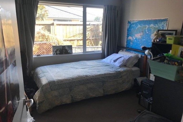 Photo of property in 12 Westpark Drive, Burnside, Christchurch, 8053