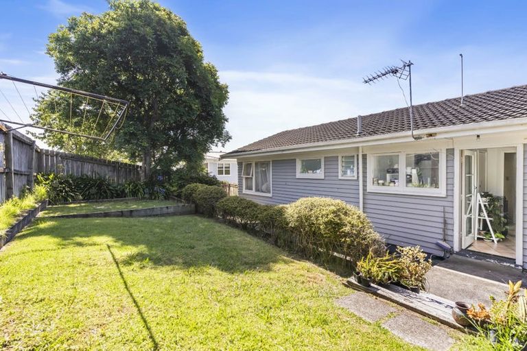Photo of property in 2/30 Gibraltar Street, Howick, Auckland, 2014