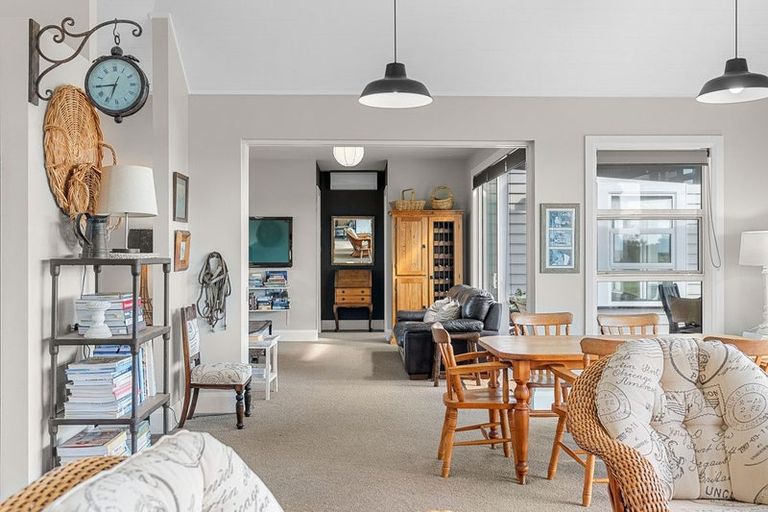 Photo of property in 104 White Rock Road, Martinborough, 5781