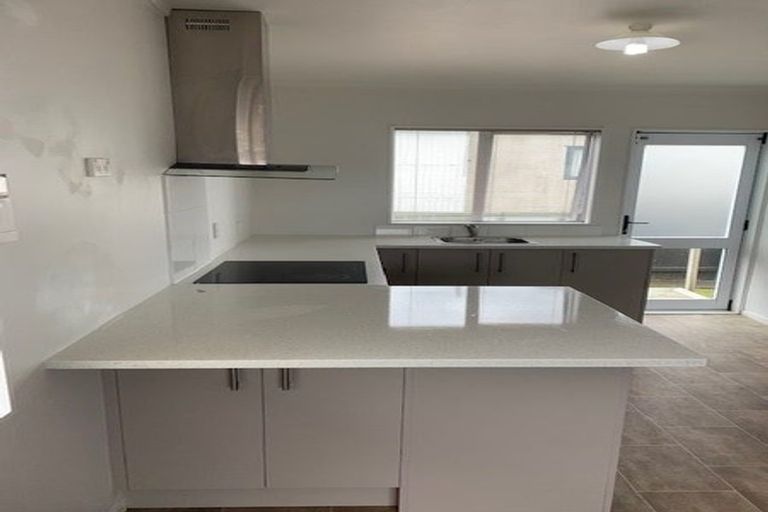 Photo of property in 36 Bowater Place, Manurewa, Auckland, 2102