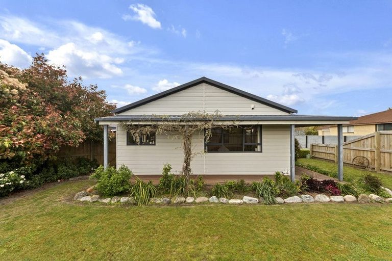 Photo of property in 10 Bowen Street, Rakaia, 7710