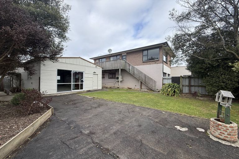 Photo of property in 2a Brooklyn Street, Green Island, Dunedin, 9018