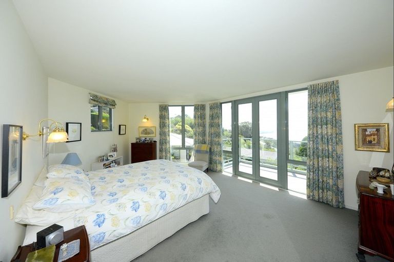 Photo of property in 185 Mount Pleasant Road, Mount Pleasant, Christchurch, 8081