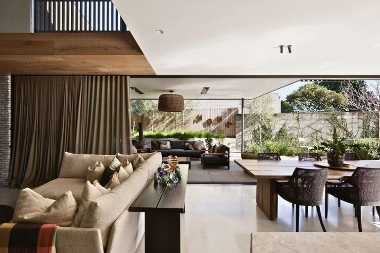 Photo of property in 65 Pitau Road, Mount Maunganui, 3116