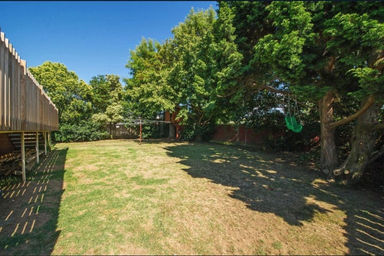Photo of property in 6 Minton Place, Manurewa, Auckland, 2102