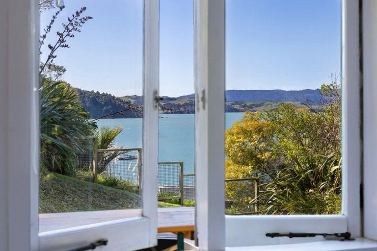 Photo of property in 34 Government Road, Raglan, 3225