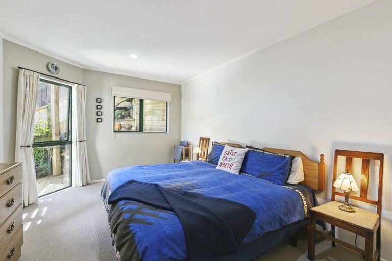 Photo of property in 18a Lucknow Terrace, Khandallah, Wellington, 6035