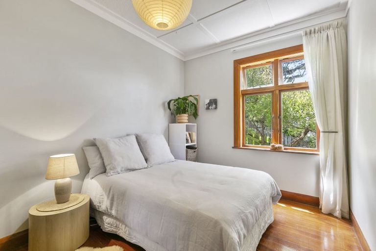 Photo of property in 152 Grafton Road, Roseneath, Wellington, 6011