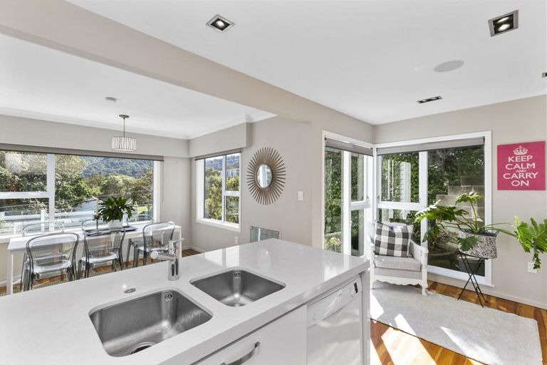 Photo of property in 28 Calcutta Street, Khandallah, Wellington, 6035