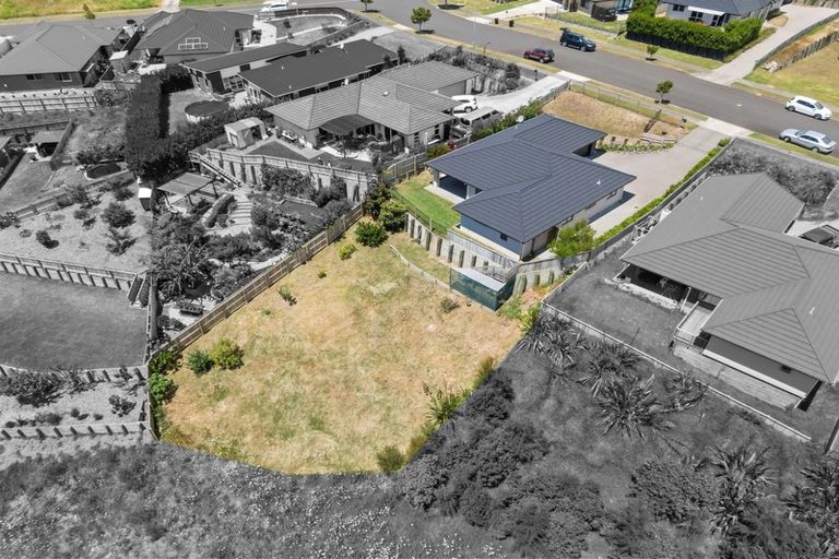 Photo of property in 138 Ballintoy Park Drive, Welcome Bay, Tauranga, 3175