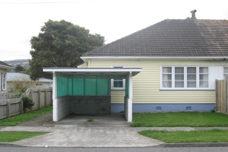 Photo of property in 67 Oxford Terrace, Epuni, Lower Hutt, 5011