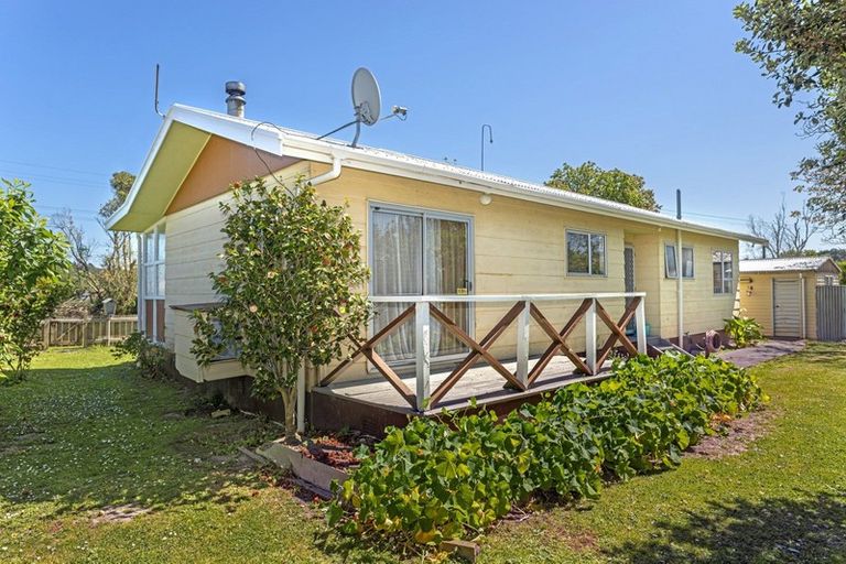 Photo of property in 32 Owen Road, Inner Kaiti, Gisborne, 4010