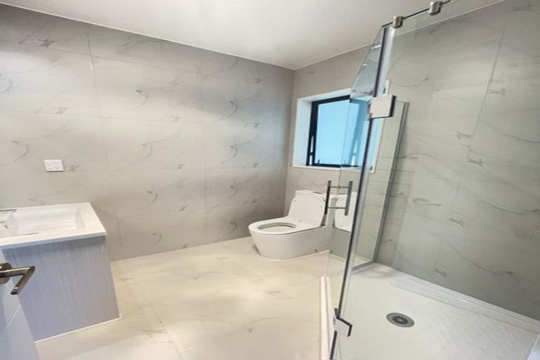 Photo of property in 88c John Downs Drive, Browns Bay, Auckland, 0630