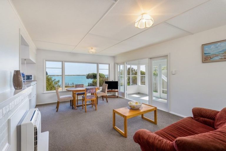 Photo of property in 16 Martin Street, Monaco, Nelson, 7011