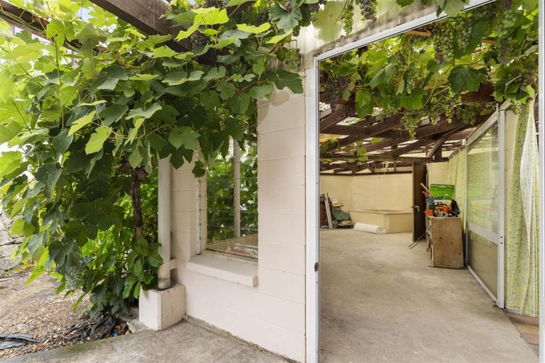 Photo of property in 3 Aries Place, Kawaha Point, Rotorua, 3010