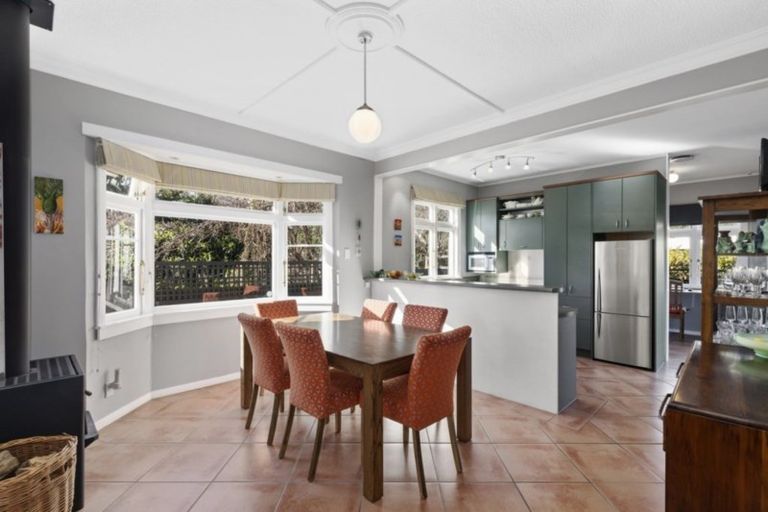 Photo of property in 32 Trafalgar Street, Waiwhetu, Lower Hutt, 5010