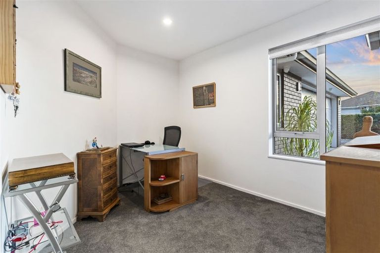 Photo of property in 11 Lam Terrace, Riverhead, 0820