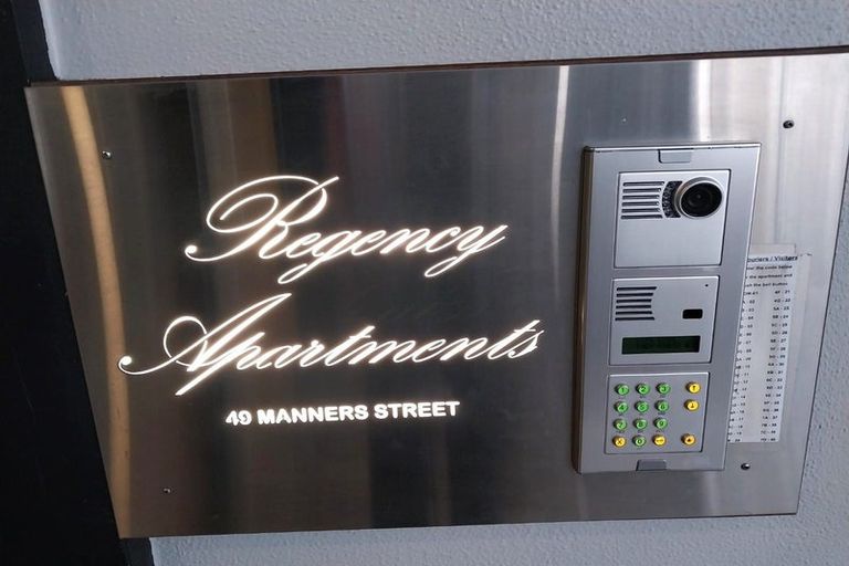Photo of property in Regency Apartments, 5e/49 Manners Street, Te Aro, Wellington, 6011