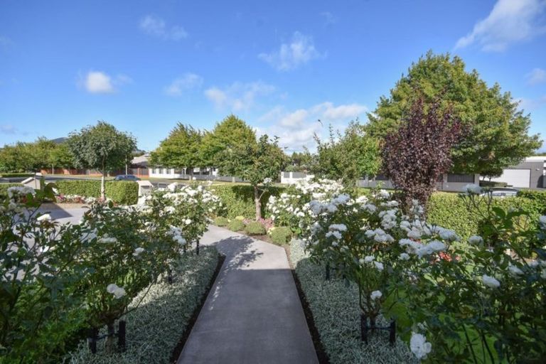 Photo of property in 14 Hagart-alexander Drive, Mosgiel, 9024