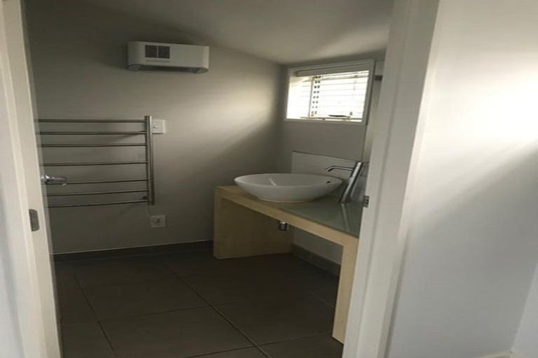 Photo of property in 30 Berry Street, St Albans, Christchurch, 8014