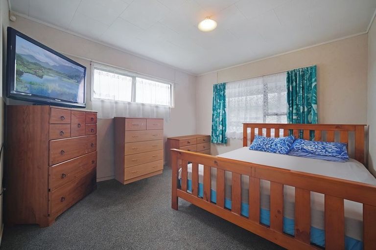 Photo of property in 70 Burundi Avenue, Clendon Park, Auckland, 2103