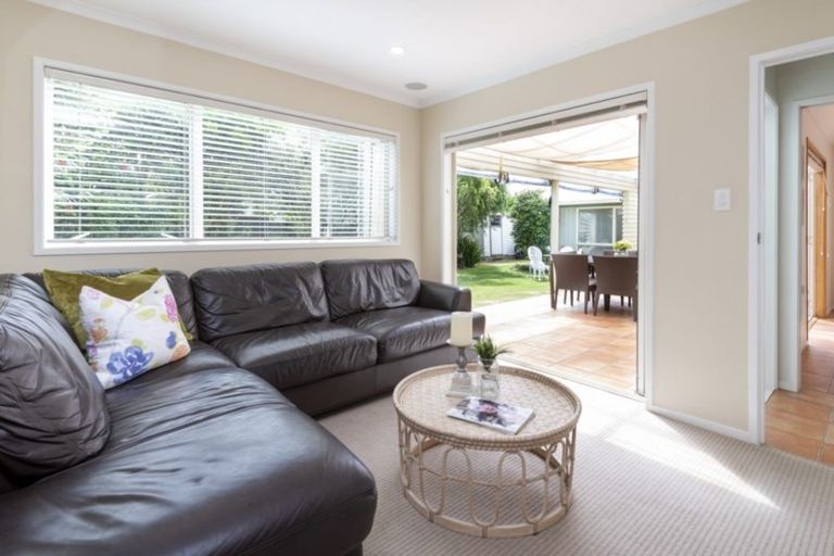 Photo of property in 58 Vivian Wilson Drive, Eastern Beach, Auckland, 2012