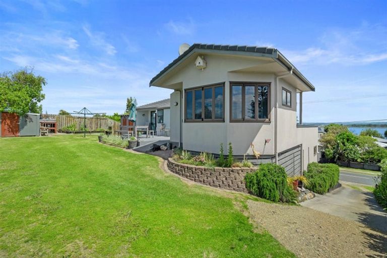 Photo of property in 575 Pukehina Parade, Pukehina, Te Puke, 3189