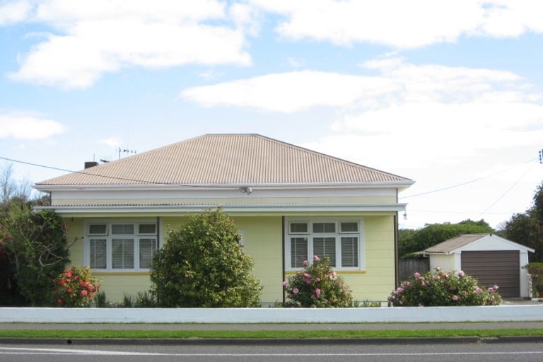 Photo of property in 171 Bridge Street, Bulls, 4818