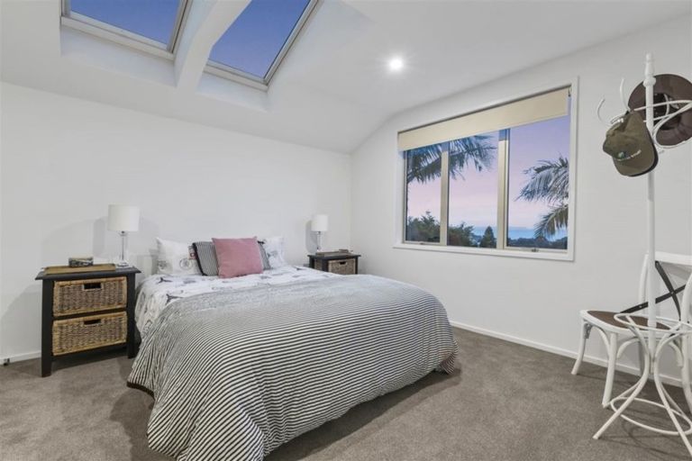Photo of property in 1/56 Castor Bay Road, Castor Bay, Auckland, 0620