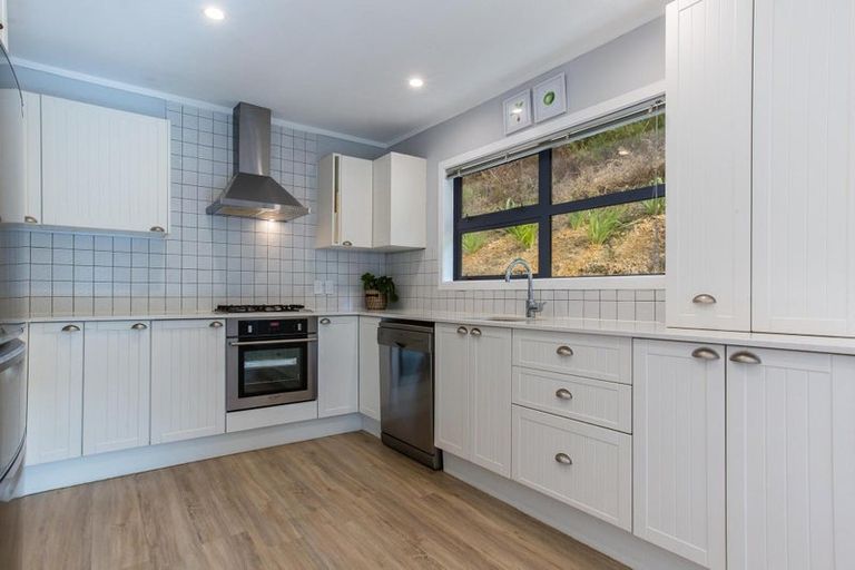 Photo of property in 132 Navigation Drive, Whitby, Porirua, 5024