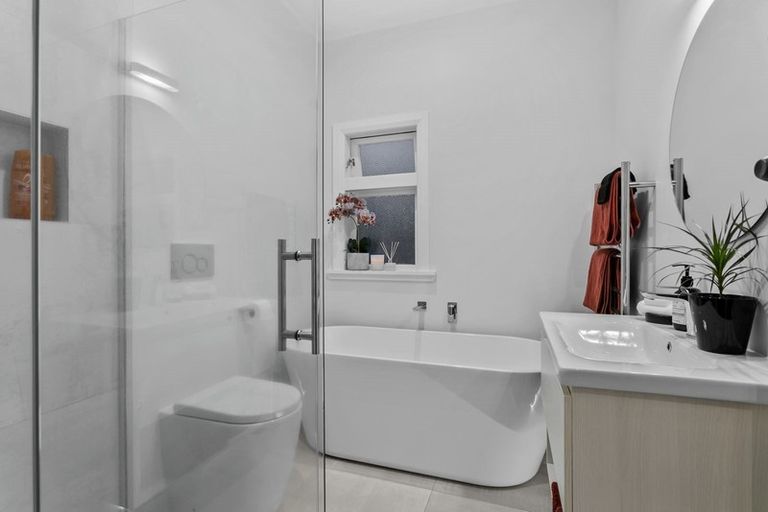 Photo of property in 2a Hororata Road, Hauraki, Auckland, 0622