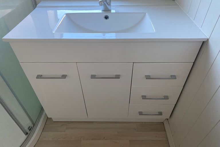 Photo of property in 6 Riego Street, North Dunedin, Dunedin, 9016