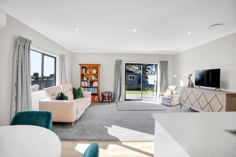 Photo of property in 7 Manatu Lane, Inglewood, 4330