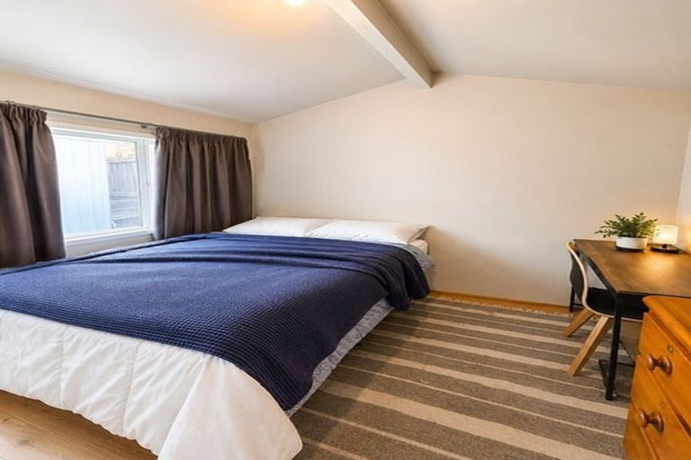 Photo of property in 67 Memorial Avenue, Ilam, Christchurch, 8053