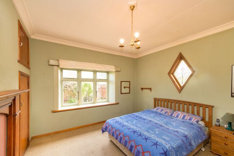 Photo of property in 34 Florence Avenue, Palmerston North, 4414