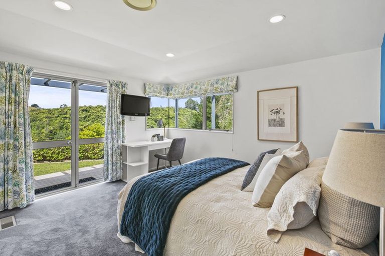 Photo of property in 379 Mangorei Road, Merrilands, New Plymouth, 4312